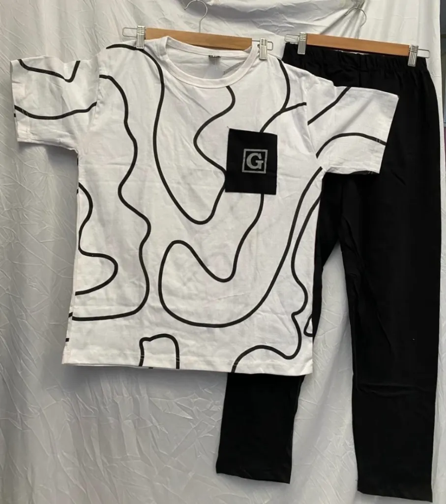 White & Black Abstract Line Printed Night Suit In Cotton Jersey Fabric (M (Chest 20"))